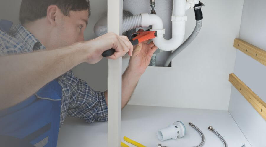 Local tankless water heater installation in Kidder, MO